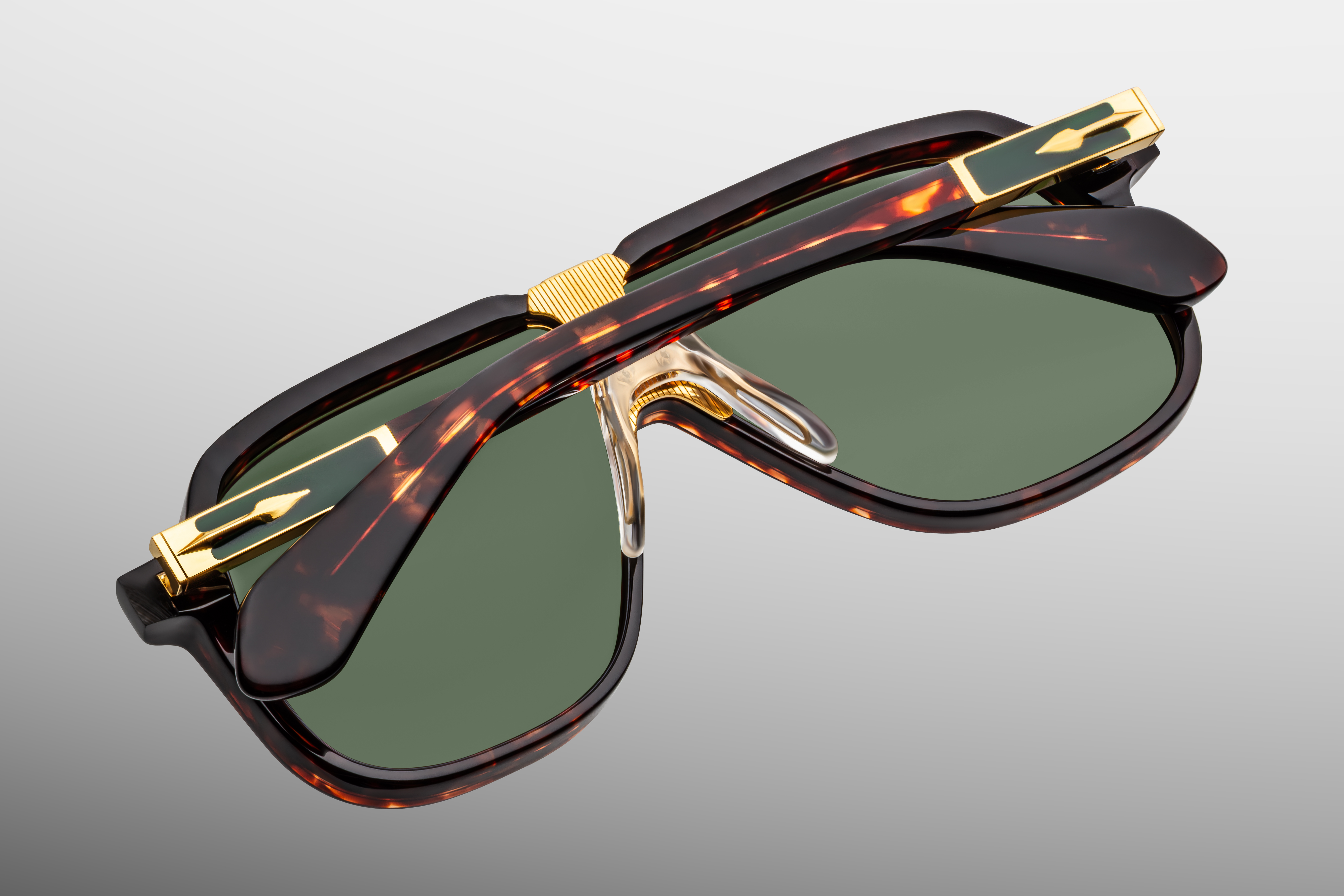 KYOSHO COLLECTION: KUROKAWA – Jacques Marie Mage